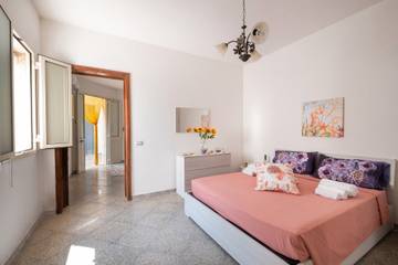 Gîte pour 4 personnes, avec jardin à Sant'Isidoro