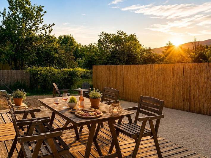 Villa pour 4 personnes, avec Jacuzzi et Terrasse ainsi que Jardin et Vue à Lacoste