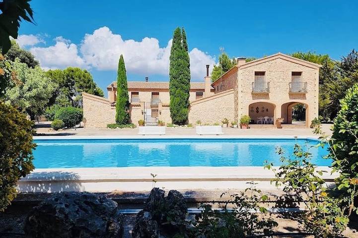 Villa for 18 people, with pets - 1