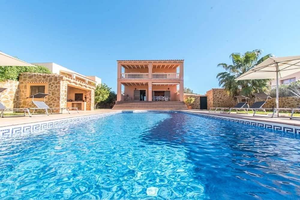 Villa San Jordi Ibiza, 1,5km Beach Salinas, 1,5km Beach Den Bossa Best Located in Sant Jordi de ses Salines, Sant Josep de sa Talaia