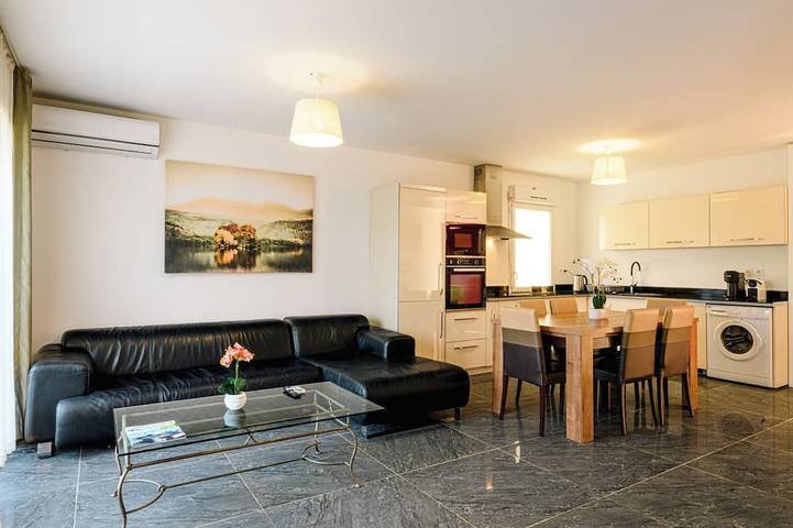 Chambre d’hôte pour 10 personnes à Cannes