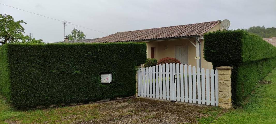 Location de vacances pour 4 personnes, avec jardin à Port-Sainte-Foy-et-Ponchapt - 2