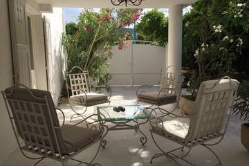 Villa pour 4 personnes, avec terrasse et jardin à Mandelieu-la-Napoule