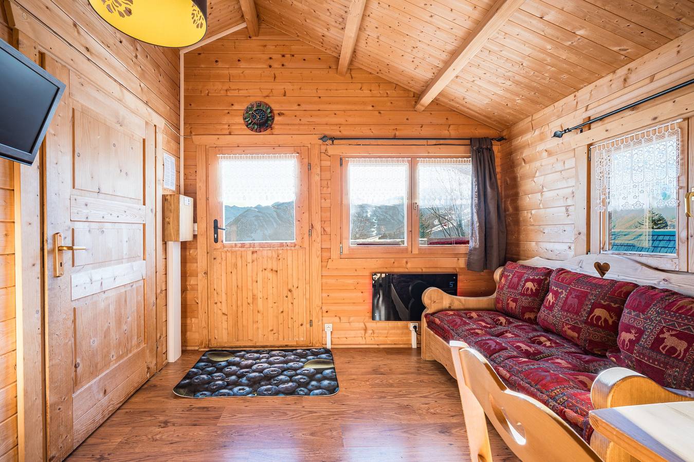 Chalet « Myrtille » avec vue sur la montagne et terrasse partagée in Saint-Sorlin-d'Arves, Région de Saint-Jean-de-Maurienne