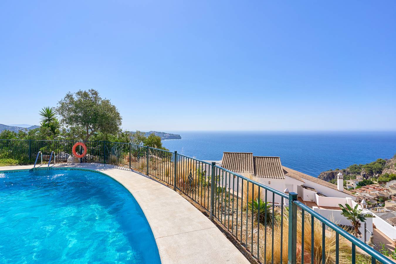 Vakantiehuis "Stunning sea views pool garden" met zeezicht, zwembad & Wi-Fi in Cerro Gordo, Almuñecar
