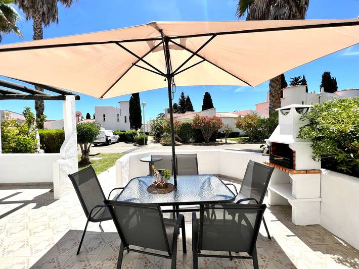 Gîte pour 6 personnes, avec jardin à Porches - 2