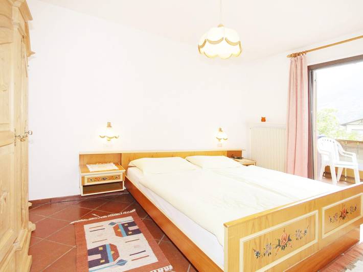 Ganze Wohnung, Res. Gritschhof in Latsch mit Pool & Garten in Latsch, Nationalpark Stilfser Joch