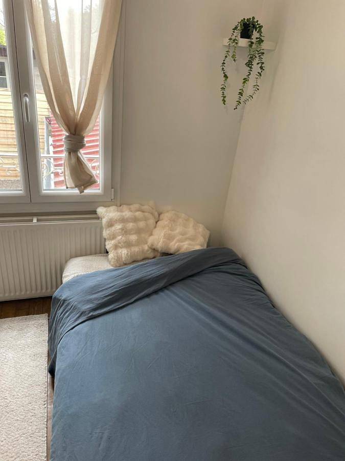 Location de vacances pour 4 personnes, avec jardin à Saint-Julien-les-Villas - 4