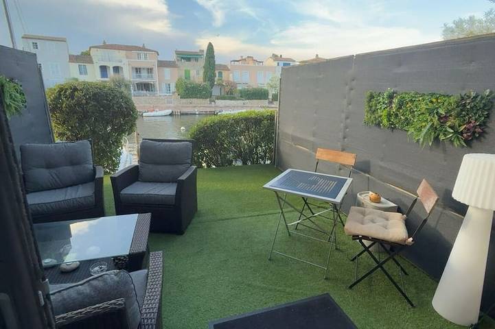 Location de vacances pour 4 personnes, avec Terrasse et Piscine dans Port Cogolin