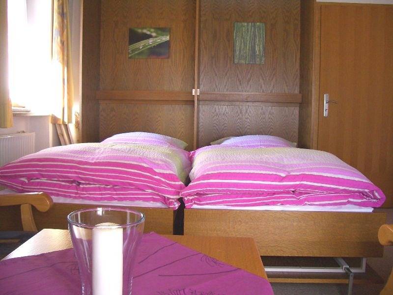 Ganze Ferienwohnung, Haus Böckl - Zwei-Zimmer-Ferienwohnung, 54 m², Balkon und separater Küche in Reit im Winkl, Bayerische Alpen