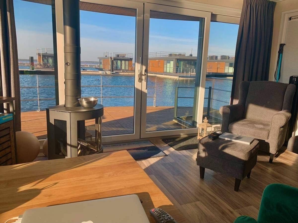 Hausboot Heaven on Earth in Bärwalder See, Boxberg (Oberlausitz)