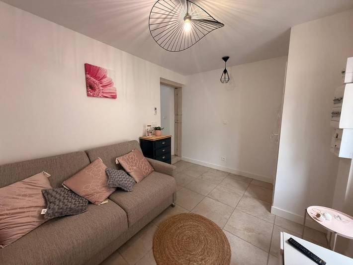 Gîte pour 2 personnes, avec terrasse à Lancié - 3