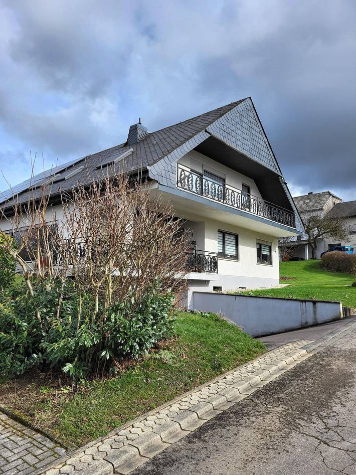 Ferienwohnung für 5 Personen, mit Balkon in Konz