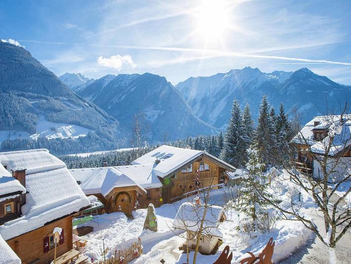 Ferienwohnung für 6 Personen, mit Balkon und Terrasse sowie Sauna in Neukirchen am Großvenediger