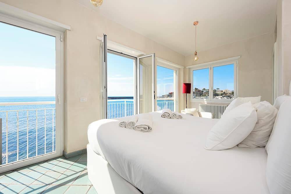 Luxury Seafront Villa with Private Pool in Santa Marinella, Rome Province