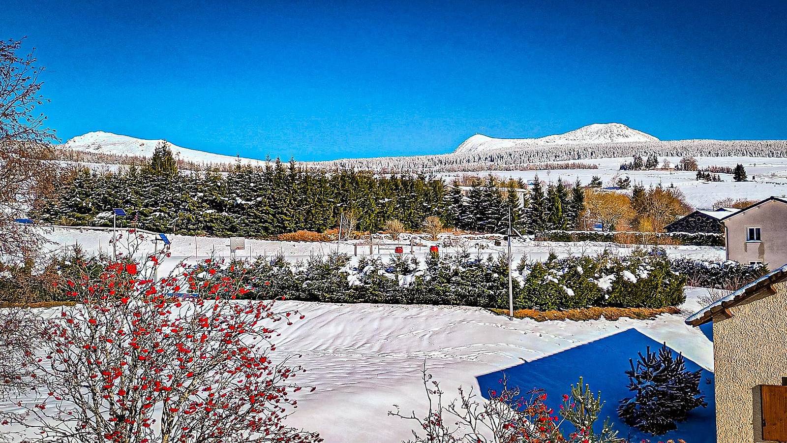 Apartamento entero, Vvf Haute Loire Les Estables - Apartamento 2 piezas 6 personas y 1 bebé - 2 años  in Les Estables, Parc naturel régional des Monts d'Ardèche