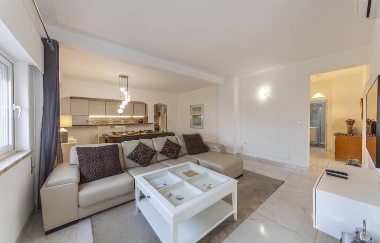Ganze Wohnung, Ferienwohnung für 4 Personen mit Balkon in Alvor, Faro Distrikt