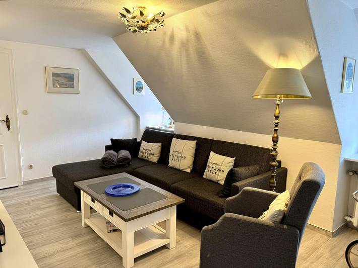 Ganze Wohnung, Gemütliche 3-Zimmer Ferienwohnung für 4 Personen, strandnah in Westerland in Westerland, Sylt (Gemeinde)