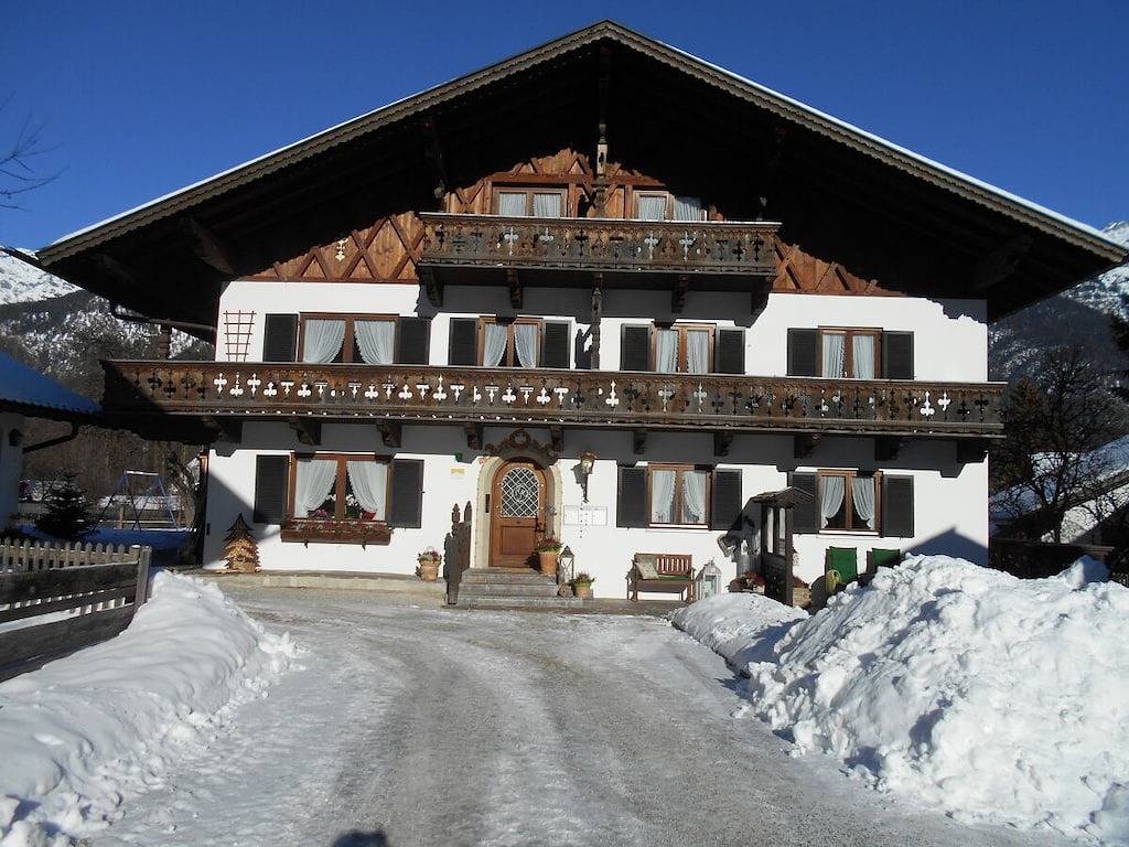 Ferienwohnung mit 2 Schlafzimmer in Grainau, Eibsee