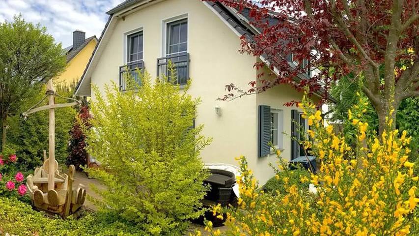 Ferienhaus für 6 Personen, mit Terrasse und Sauna in Binz