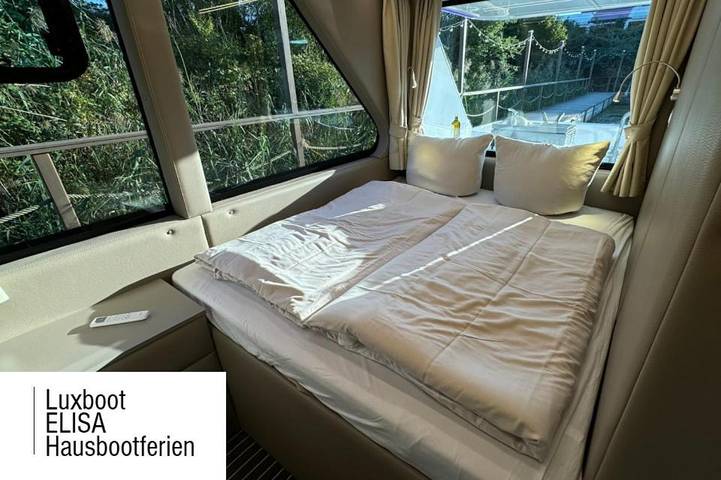 Boot für 4 Personen, mit Balkon und Whirlpool sowie Terrasse und Seeblick an der Müritz - 3