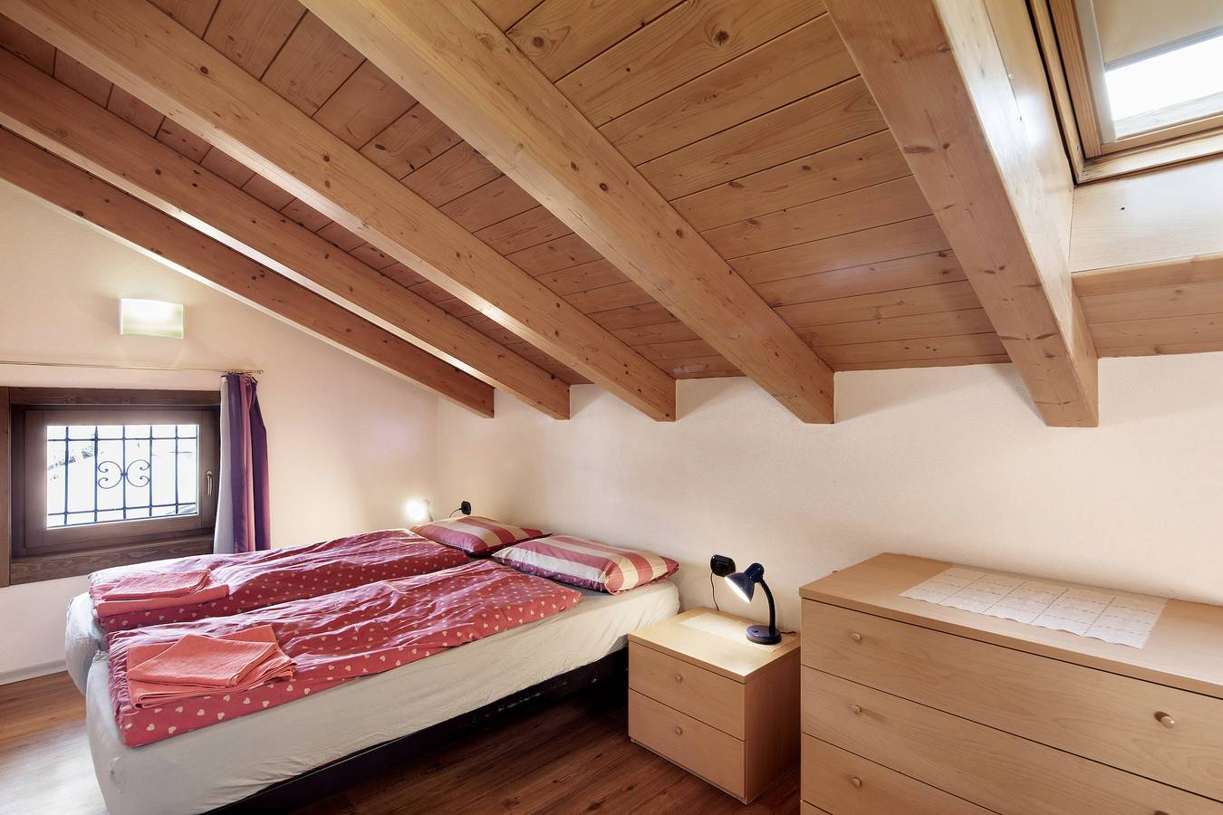 Entire apartment, Apartment 'Natale 8' with Mountain View, Balcony and Wi-Fi in Livigno (Town), Livigno