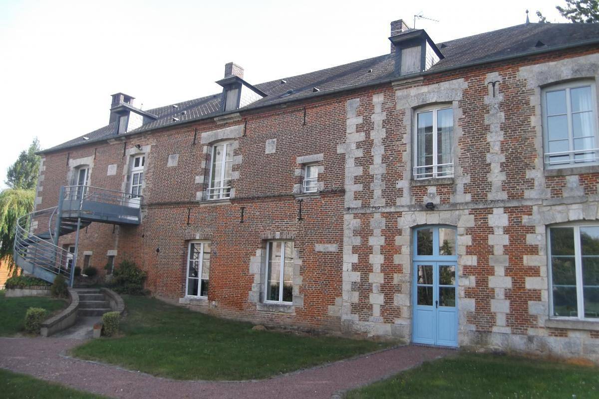 La commanderie in Halloy, Oise