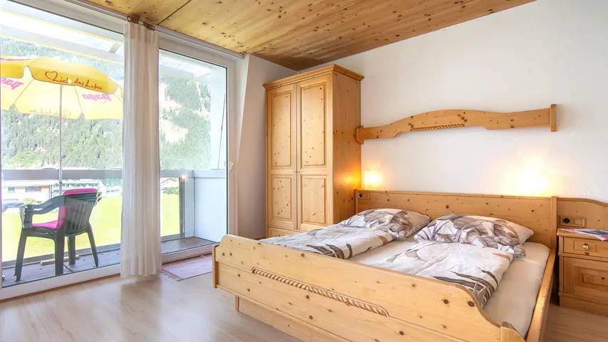 Gîte pour 5 personnes, avec Balcon et Jardin à Mayrhofen - 3