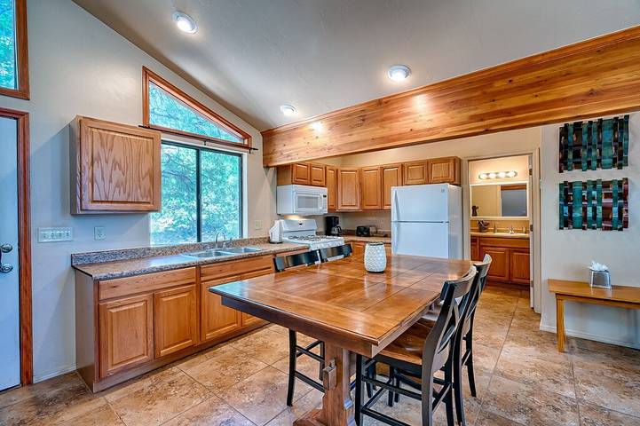 Vacation rental for 24 people, with balcony in Grand Canyon National Park