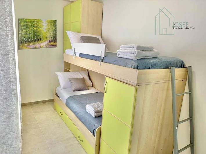 Gîte pour 7 personnes, avec terrasse à Graniti - 3
