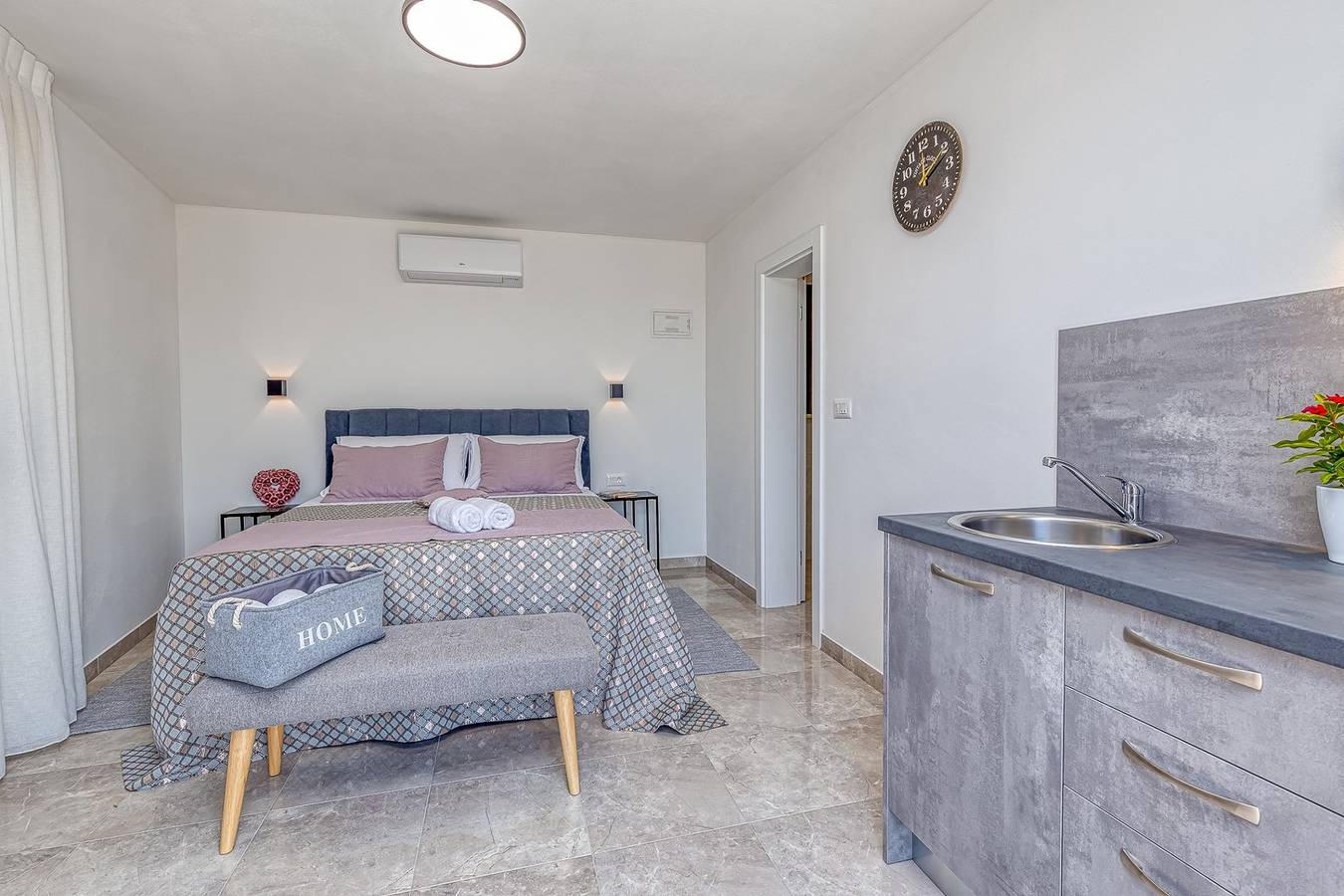 Luxury Double Bedroom No.1 in Musalez, Porec und Umgebung