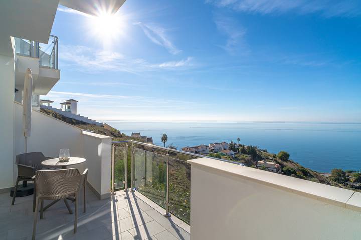 Ferienwohnung für 5 Personen, mit Pool und Balkon sowie Meerblick in Nerja - 2