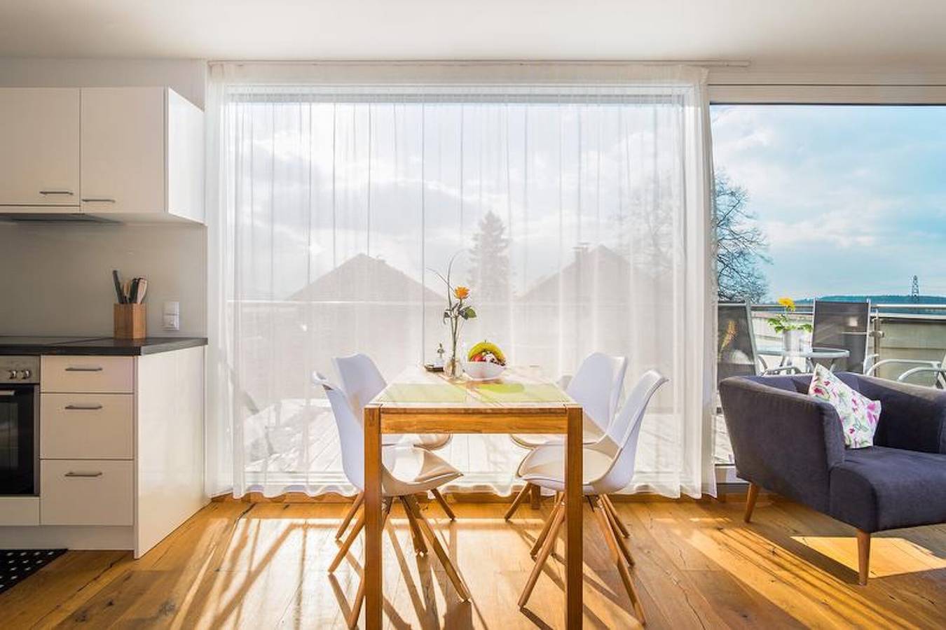 Entire apartment, Modern Apartment "Dreiländereck 1" with Private Terrace & Wi-Fi in Hörbranz, Bodensee-Vorarlberg