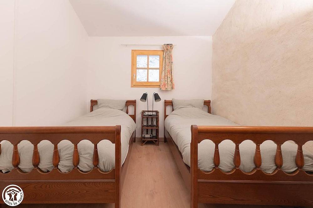Gîte du Chastel - Saint Floret in Saint-Floret, Région de Besse-et-Saint-Anastaise