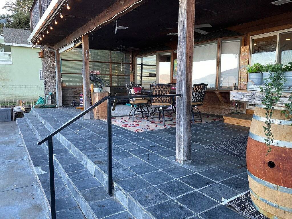 Luxe and Spacious Lakefront House with Brand New Dock and Boat Lift in Lakeport, California North Coast