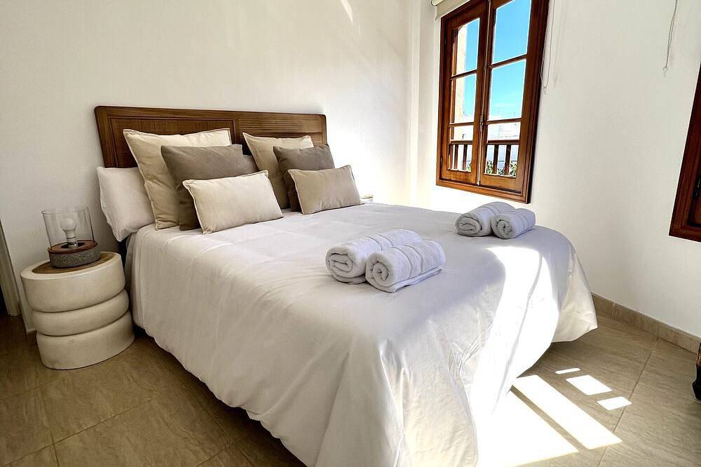 Ganze Wohnung, Ferienwohnung 'Con Gran Terraza Y Vistas' mit Balkon, Wlan und Klimaanlage in Los Silos, Teneriffa Nord