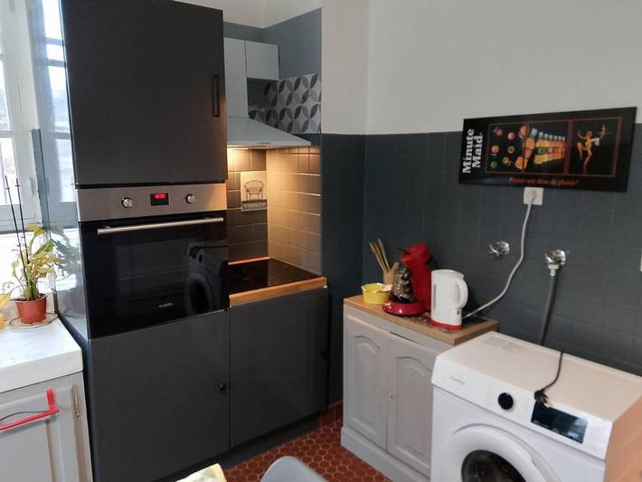 Location de vacances pour 8 personnes, avec vue ainsi que piscine et jardin, animaux acceptés à Chamaret - 4