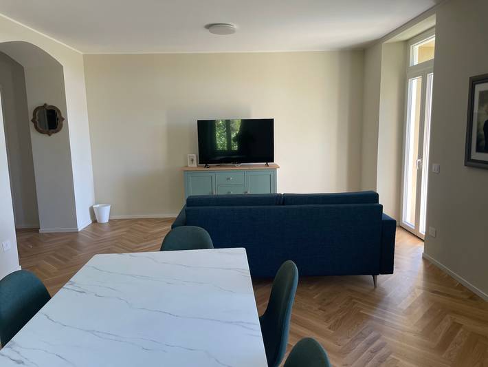 Vacation rental for 7 people, with yard in Lake Como