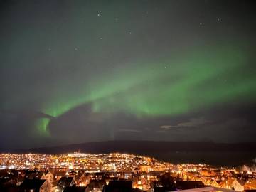 Gîte pour 2 personnes, avec vue et jardin dans Narvik