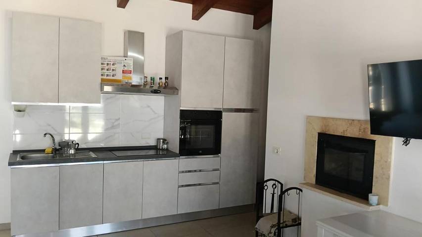 Appartamento per 3 persone, con Terrazza e Giardino nonché Piscina e Panorama a Morlupo