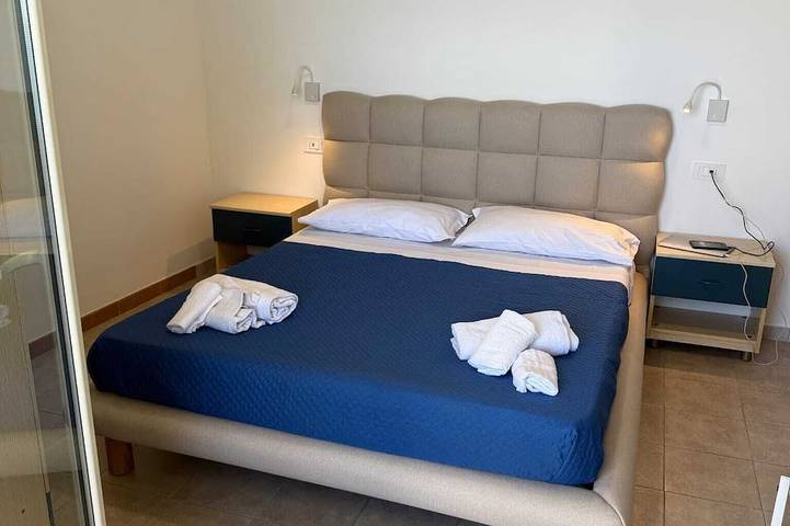 Appartement entier, Uni Letojanni 2, Front de mer. in Letojanni, Province de Messina