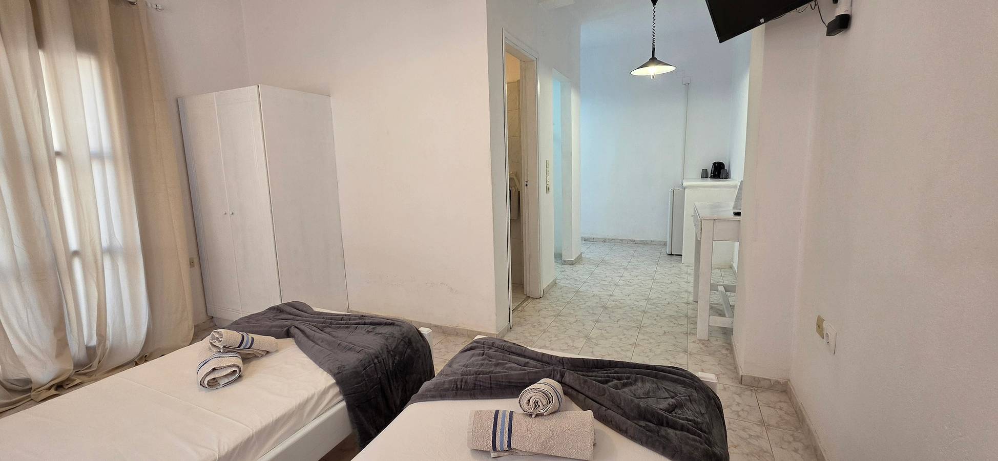 Chambre 'Economy Double 3' avec balcon et climatisation in Perissa, Santorin