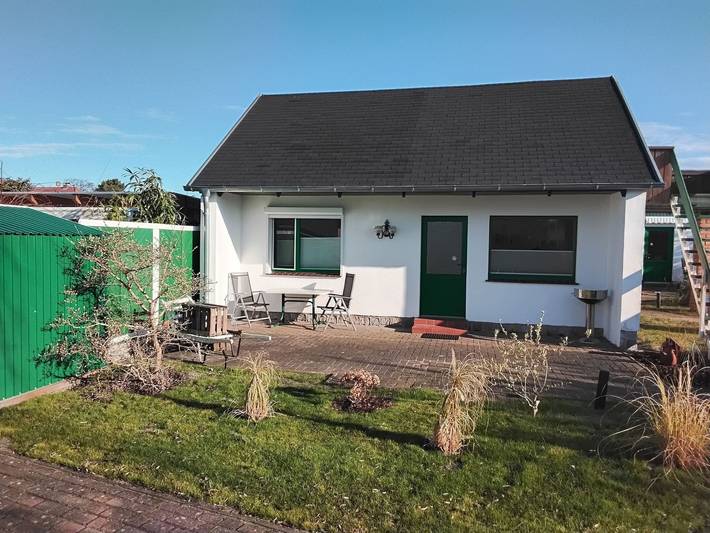 Ferienwohnung für 2 Personen, mit Garten und Terrasse, kinderfreundlich in Karlshagen - 4