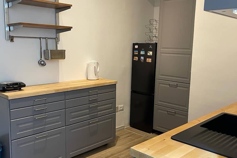 Ganze Wohnung, A spacious apartment with full kitchen in the city center! in Triest, Karst