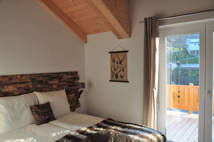 Neues Ferienhaus in drei Ländern, Österreich, Italien, Slowenien Einzigartige Lage! in Karawanken und Bachergebirge, Marktgemeinde Arnoldstein