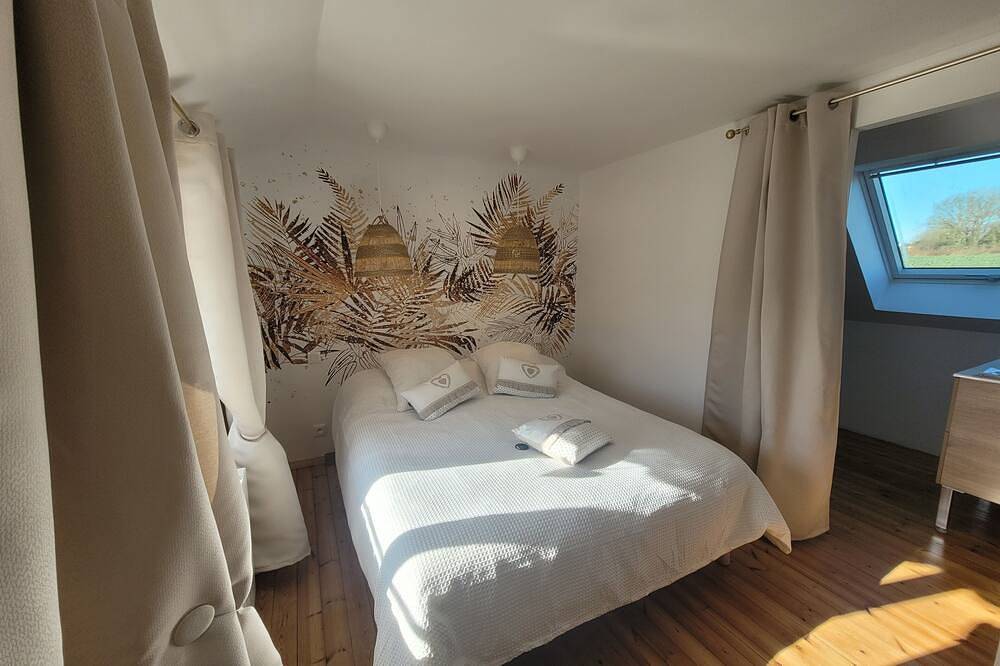 Maison de Coton - Ty Koton, near Paimpol, reception of children thought. in Plourivo, Côte de Goëlo