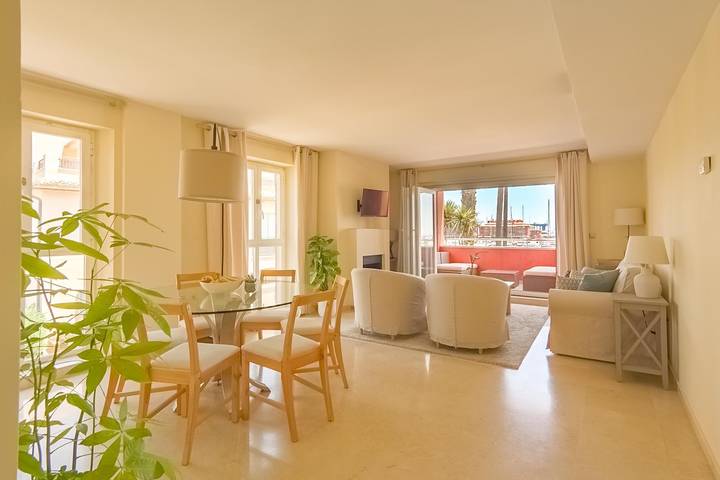 Apartamento de vacaciones para 6 personas, con Piscina en Sotogrande
