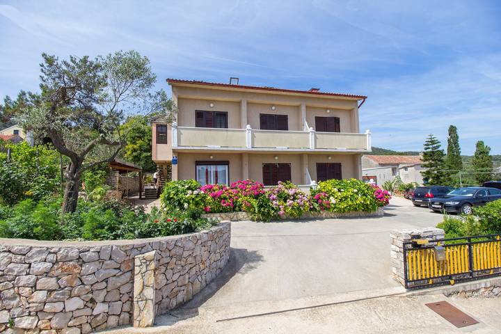 Ferienwohnung für 4 Personen, mit Balkon in Veli Losinj - 2