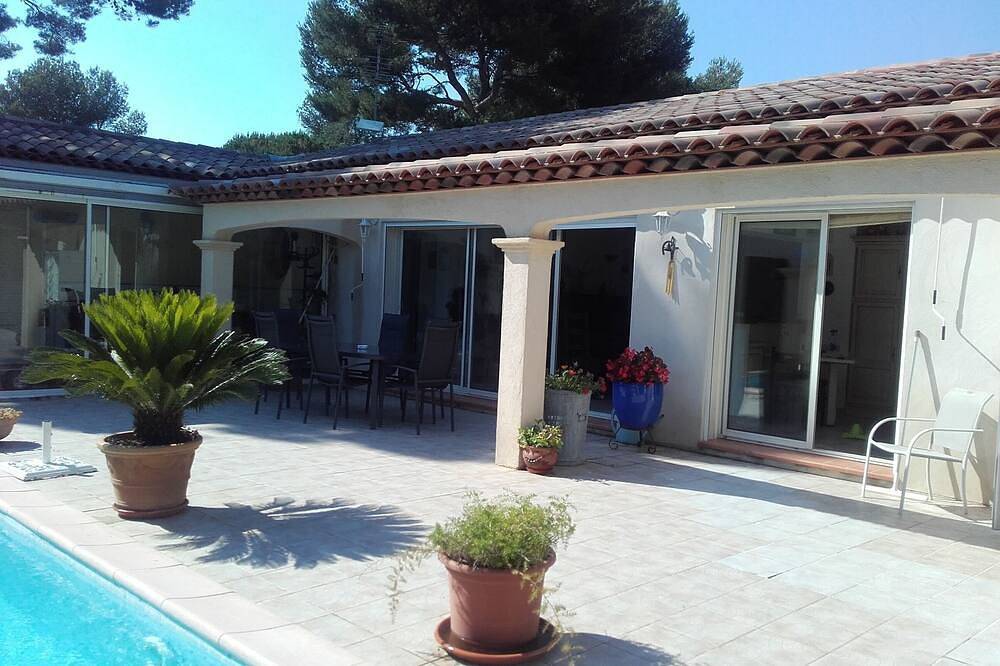 Location saisonnière villa a Six fours les plages in Six-Fours-les-Plages, Côte méditerranéenne (France)