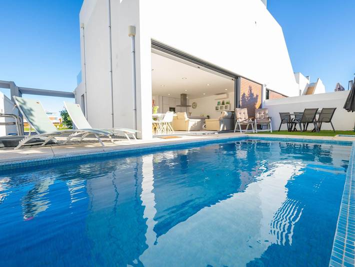 Villa Lux - Golden Nelly (V3) com piscina in Santo Estévão, Ria Formosa